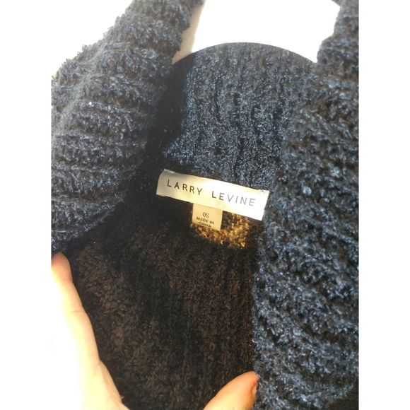 Larry Levine, Black & Tan Shawl, OS - Picture 4 of 7